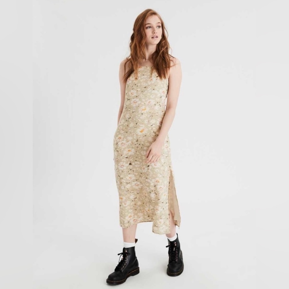 SOLD - American Eagle Outfitters | Maxi Dress | Sage Floral | Size L